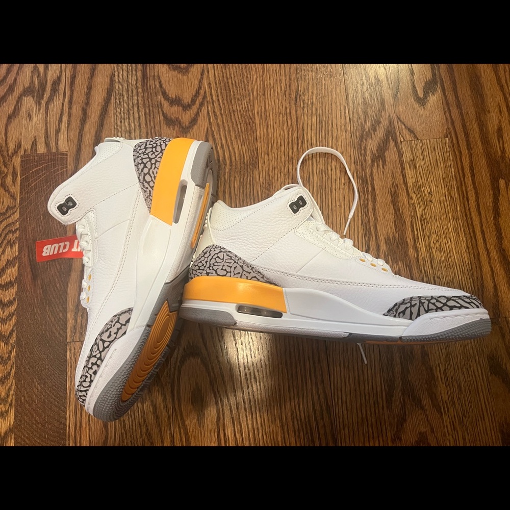 Brand new (with tags) Women’s Air Jordan 3 Retro “Laser” - Picture 6 of 6